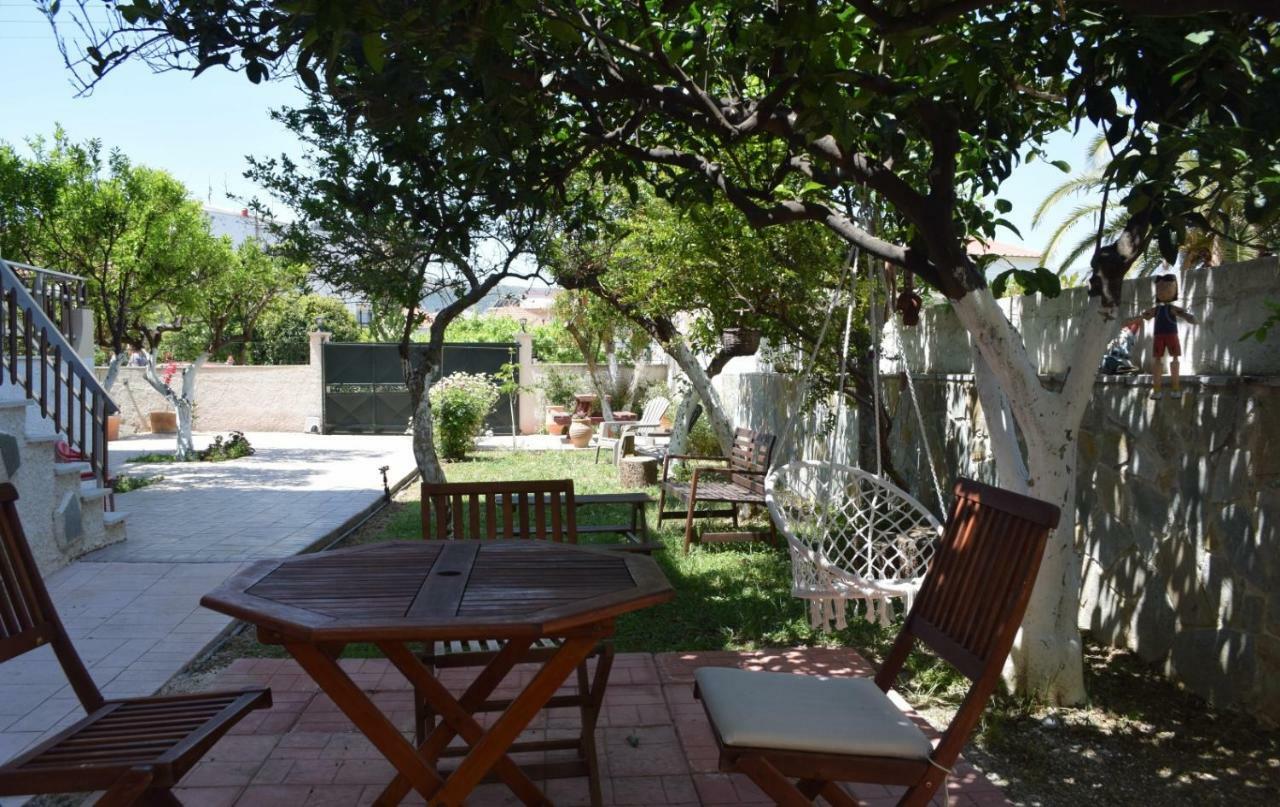 קיסאמוס Modern Apartment With Garden מראה חיצוני תמונה